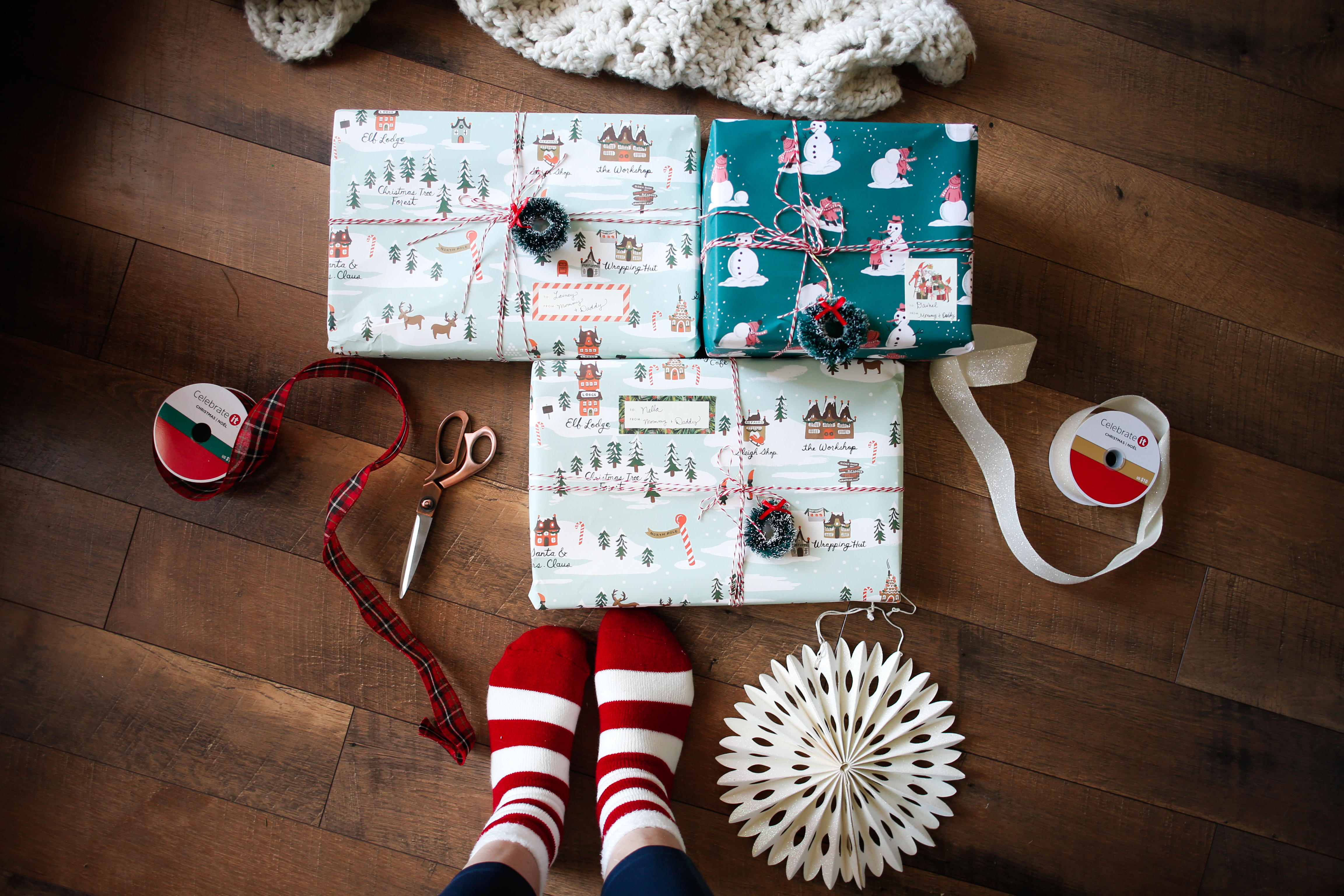 https://kellehampton.com/wp-content/uploads/2018/11/christmas-87.jpg?utm_source=chatgpt.com